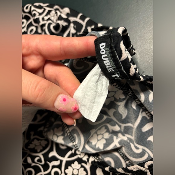 (4) Flowy Skirts for $12 - Picture 5 of 16